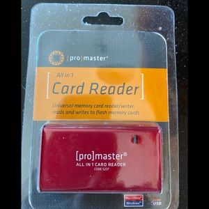 Memory card reader